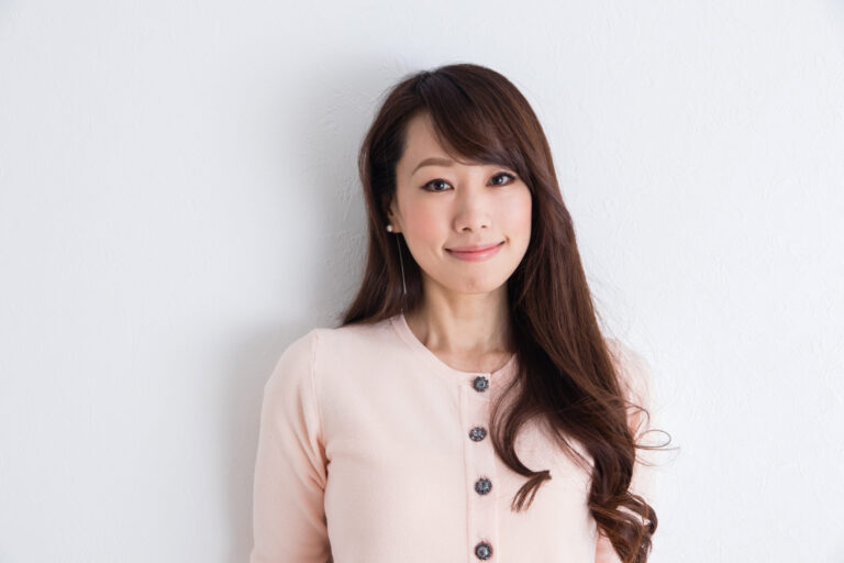 【体験談】美魔女な熟女と出会いたい人におすすめなマッチングアプリ3選！セフレにするコツもご紹介